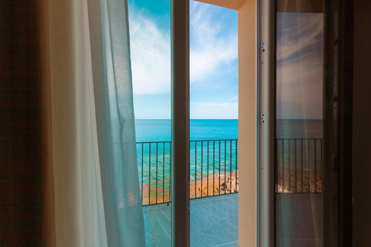 Suite Bordonaro Luxury Apartments Чефалу Экстерьер фото